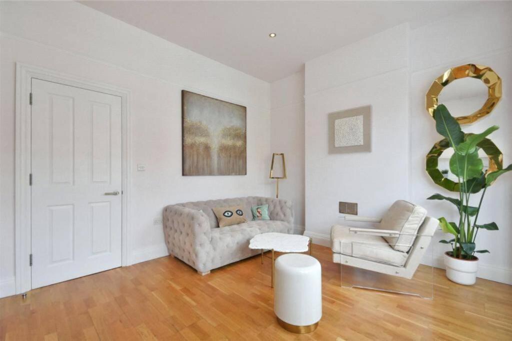 Luxury 3 Bed Apartment - Huge Outdoor Terrace & Amazing Transport Links London Kültér fotó